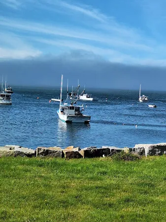 $1,300,000 | 8 Powder House Cove Road, South Thomaston, ME 04858