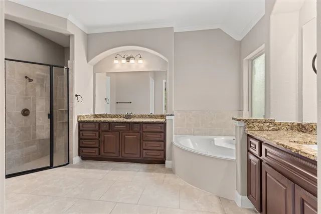 a view of a hallway with elevator