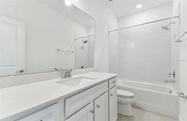 $638,560 | 13810 Sunlight Mdw Drive, Riverview, FL 33578