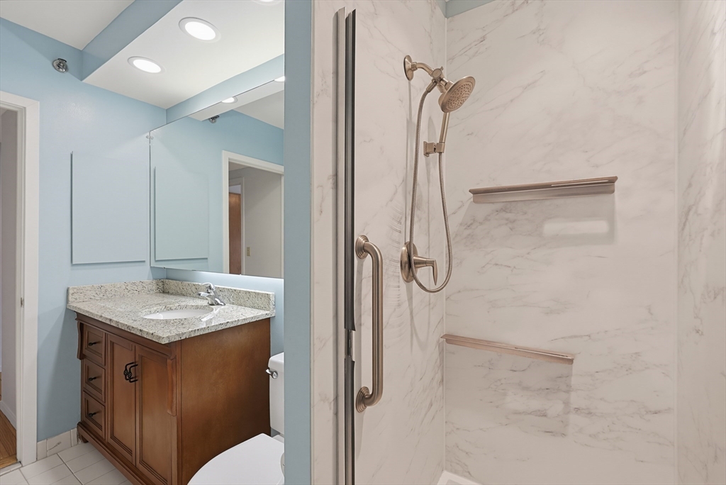 1 Seal Harbor Road, Unit 116 Winthrop, MA 02152 - Photo 23 of 38