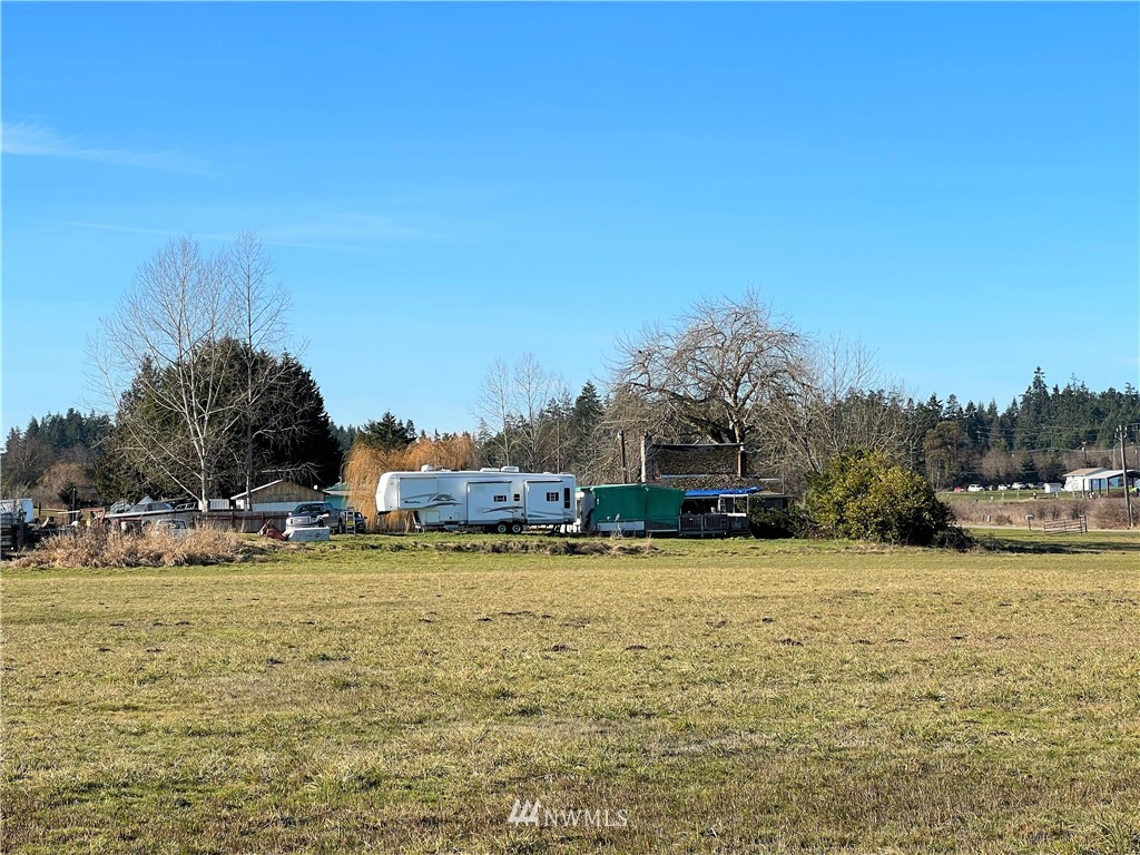 252 Chambers Road Port Angeles, WA 98362 - Photo 9 of 19 a view of a lake with houses