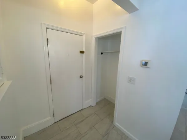 $1,500 | 29 High Street, Unit 1R, West Orange, NJ 07052