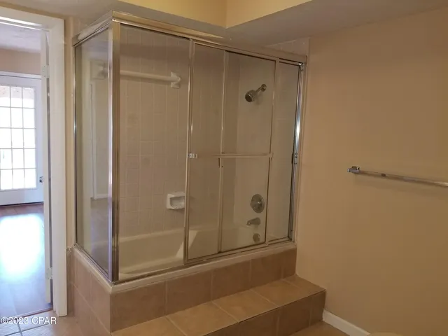 $2,700 | 7129 South Lagoon Drive, Panama City, FL 32408