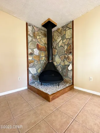 $1,980 | 7129 South Lagoon Drive, Panama City Beach, FL 32408
