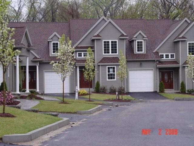315 Old River Road, Unit 26 Lincoln, RI 02838 - Photo 3 of 25 Gallery Image 3