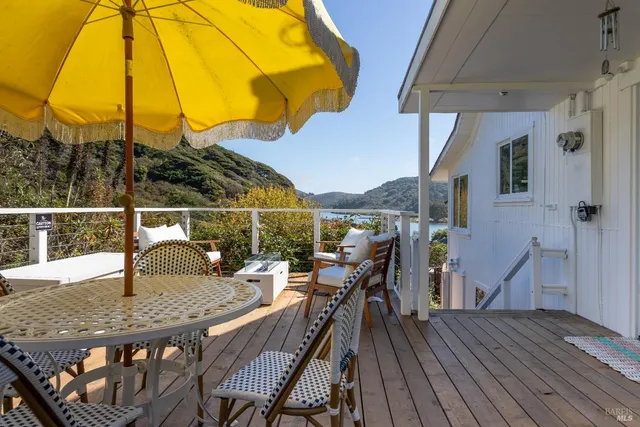 $1,100,000 | 9500 El Camino, Jenner, CA 95450