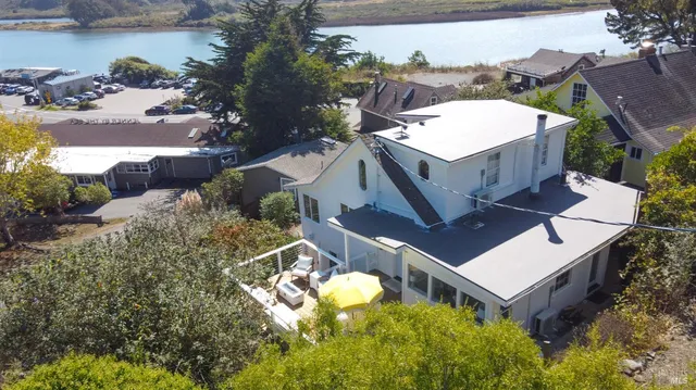 $1,100,000 | 9500 El Camino, Jenner, CA 95450