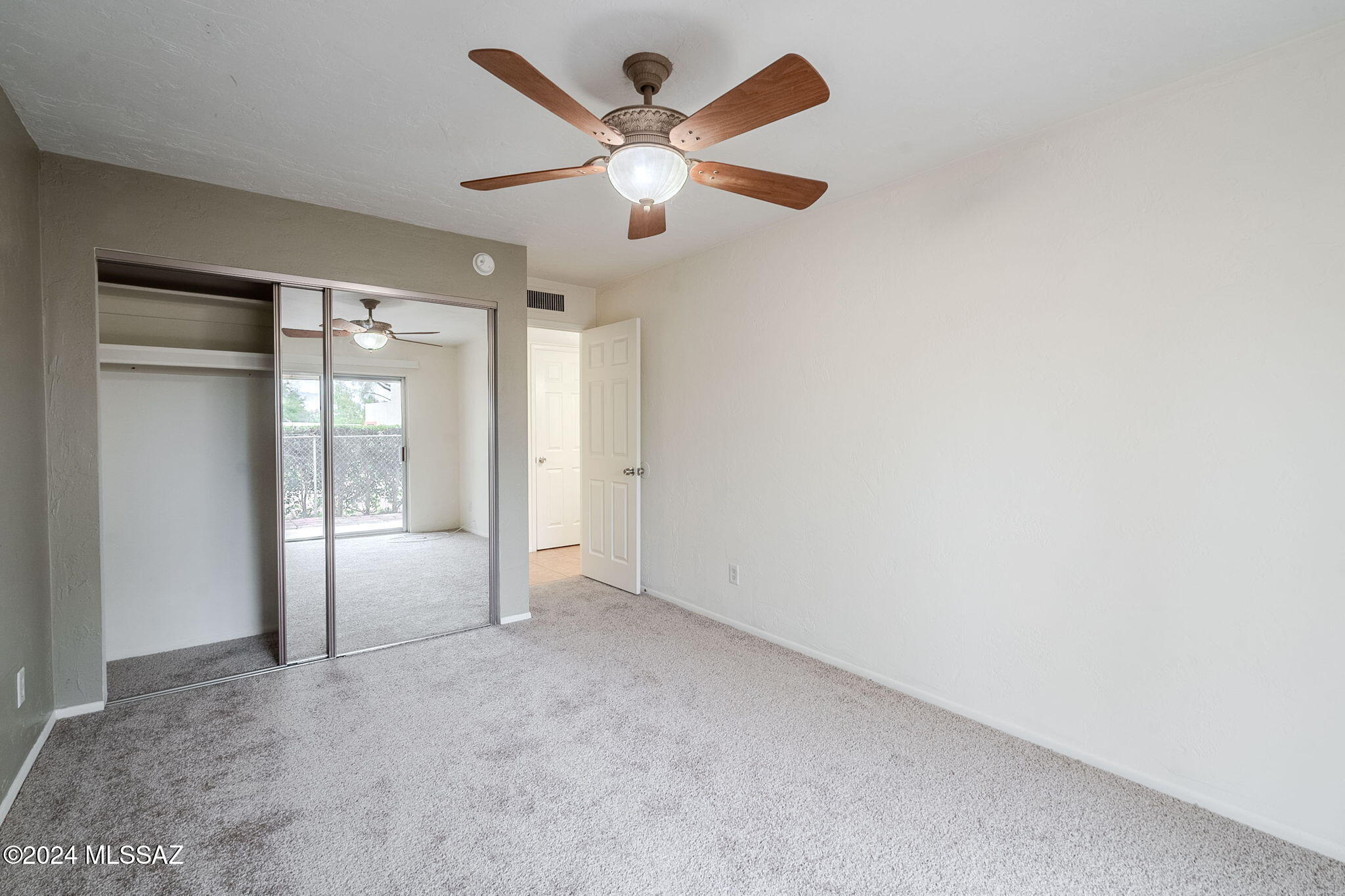 625 South Prudence Road, Unit 105 Tucson, AZ 85710 - Photo 13 of 23