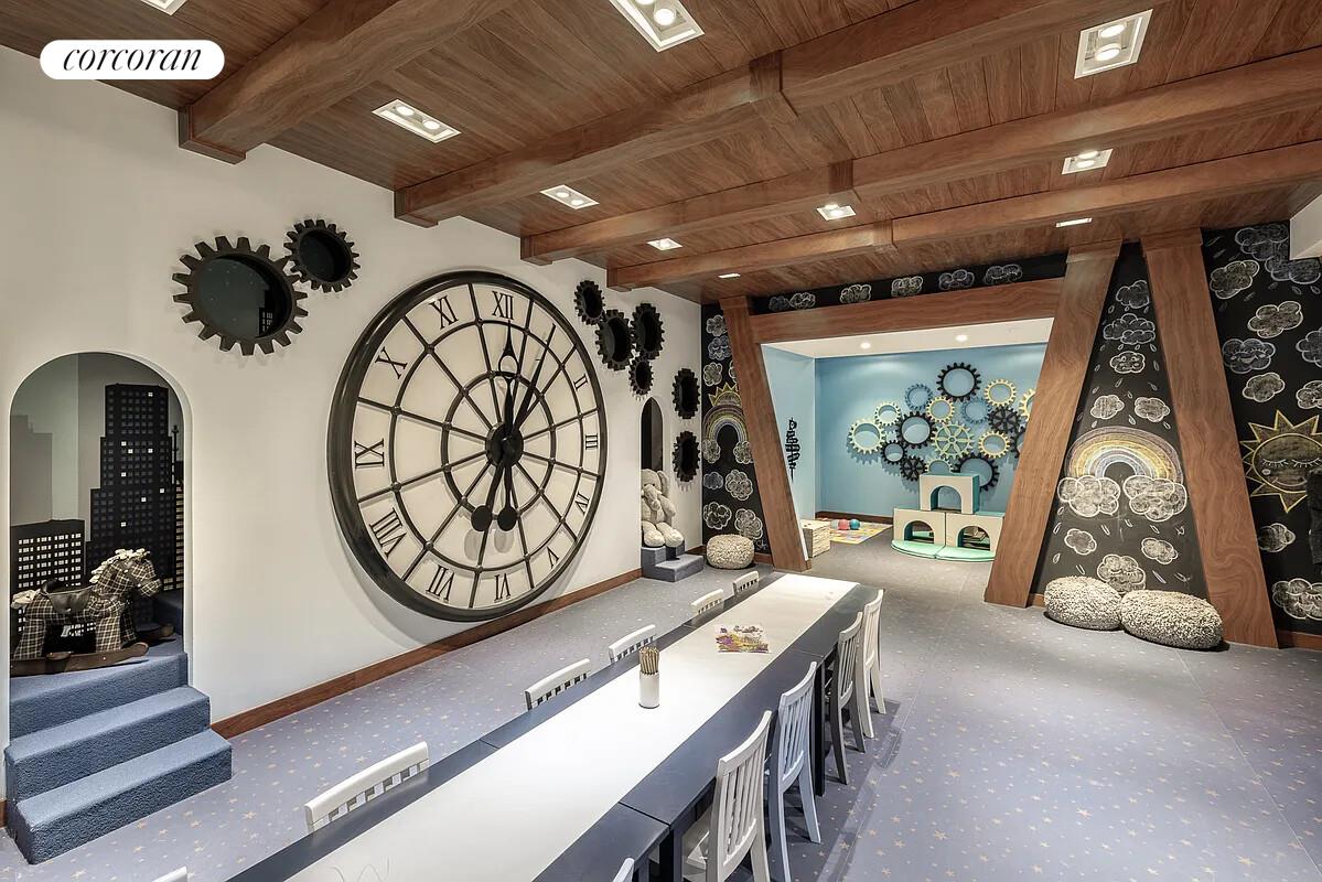 108 Leonard Street, Unit 4N Manhattan, NY 10013 - Photo 25 of 31