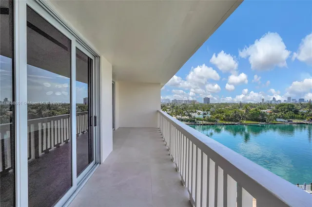 $1,700,000 | 9111 East Bay Harbor Drive, Unit PHD, Bay Harbor Islands, FL 33154