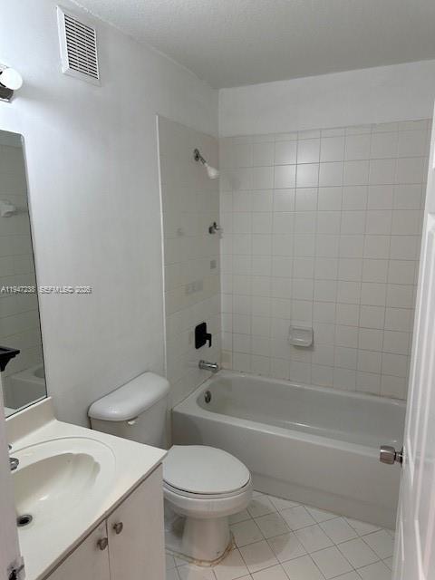 2920 Southeast 13th Road, Unit 20345 Homestead, FL 33035 - Photo 13 of 17 a white toilet sitting next to a bath tub