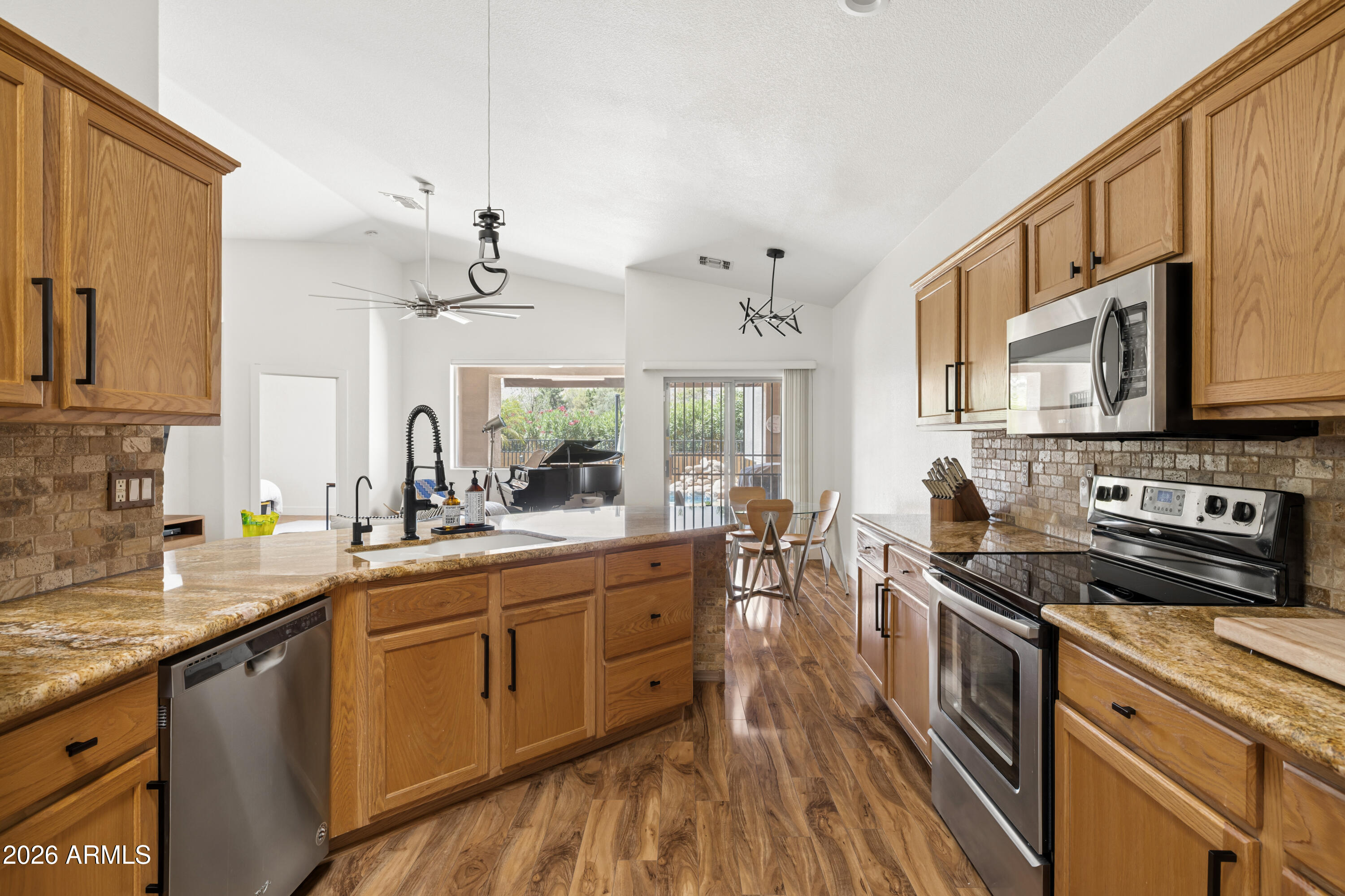 3247 East Fremont Road Phoenix, AZ 85042 - Photo 15 of 33