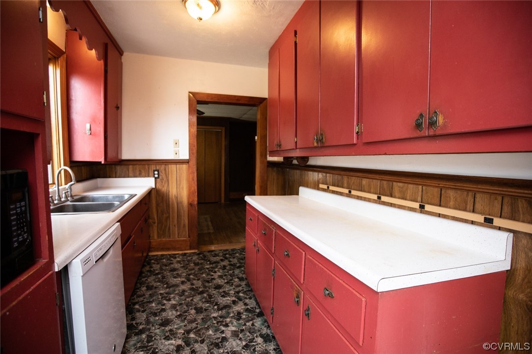 71 Spillman Road Farmville, VA 23901 - Photo 12 of 48 a kitchen with a sink stove and cabinets