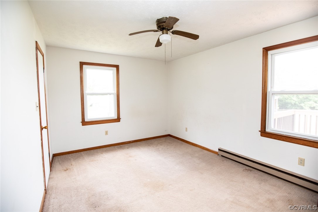 71 Spillman Road Farmville, VA 23901 - Photo 20 of 48 an empty room with windows and closet