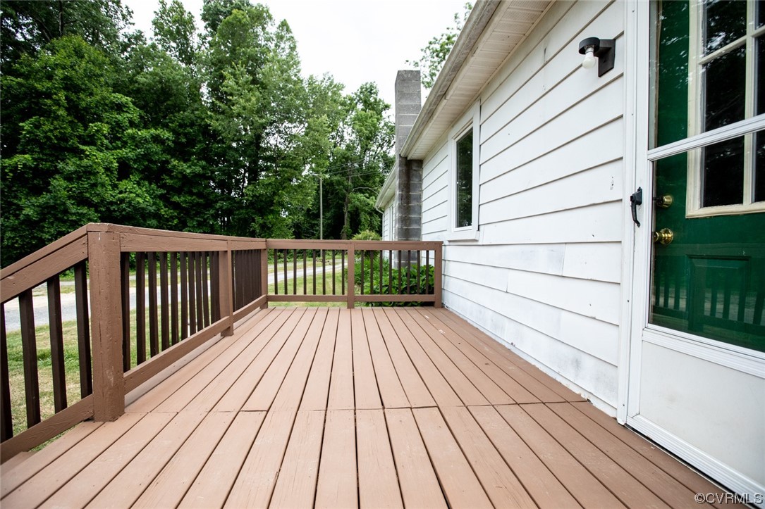 71 Spillman Road Farmville, VA 23901 - Photo 35 of 48 a view of wooden deck