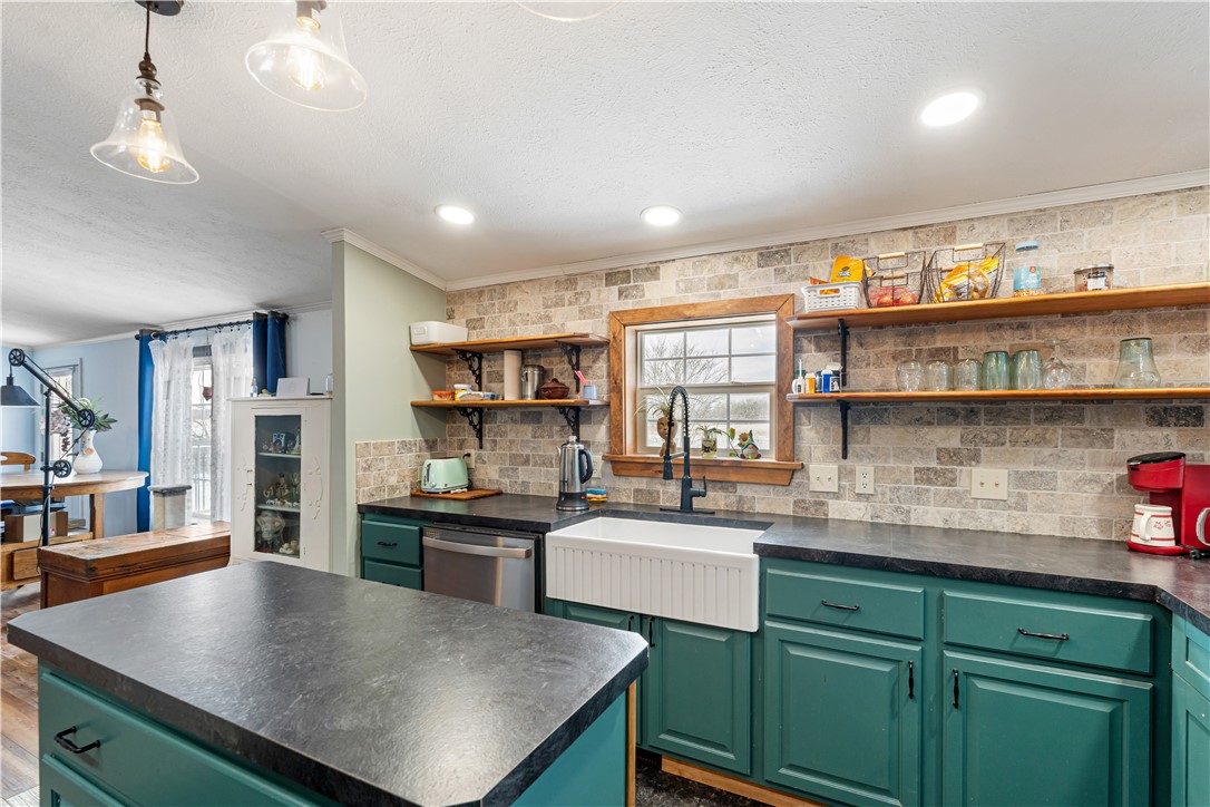 9065 Rogers Road Sparta, NY 14437 - Photo 12 of 49