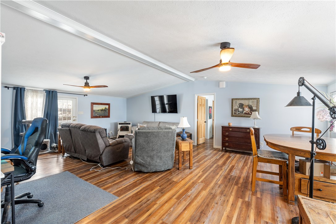 9065 Rogers Road Sparta, NY 14437 - Photo 5 of 49