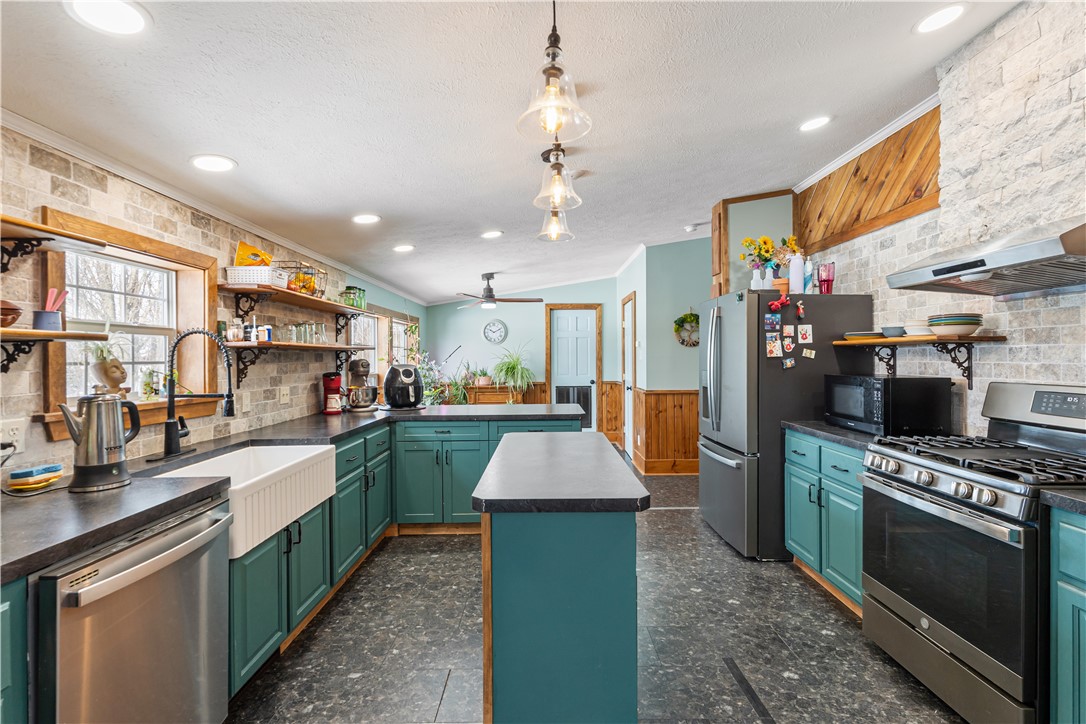 9065 Rogers Road Sparta, NY 14437 - Photo 10 of 49