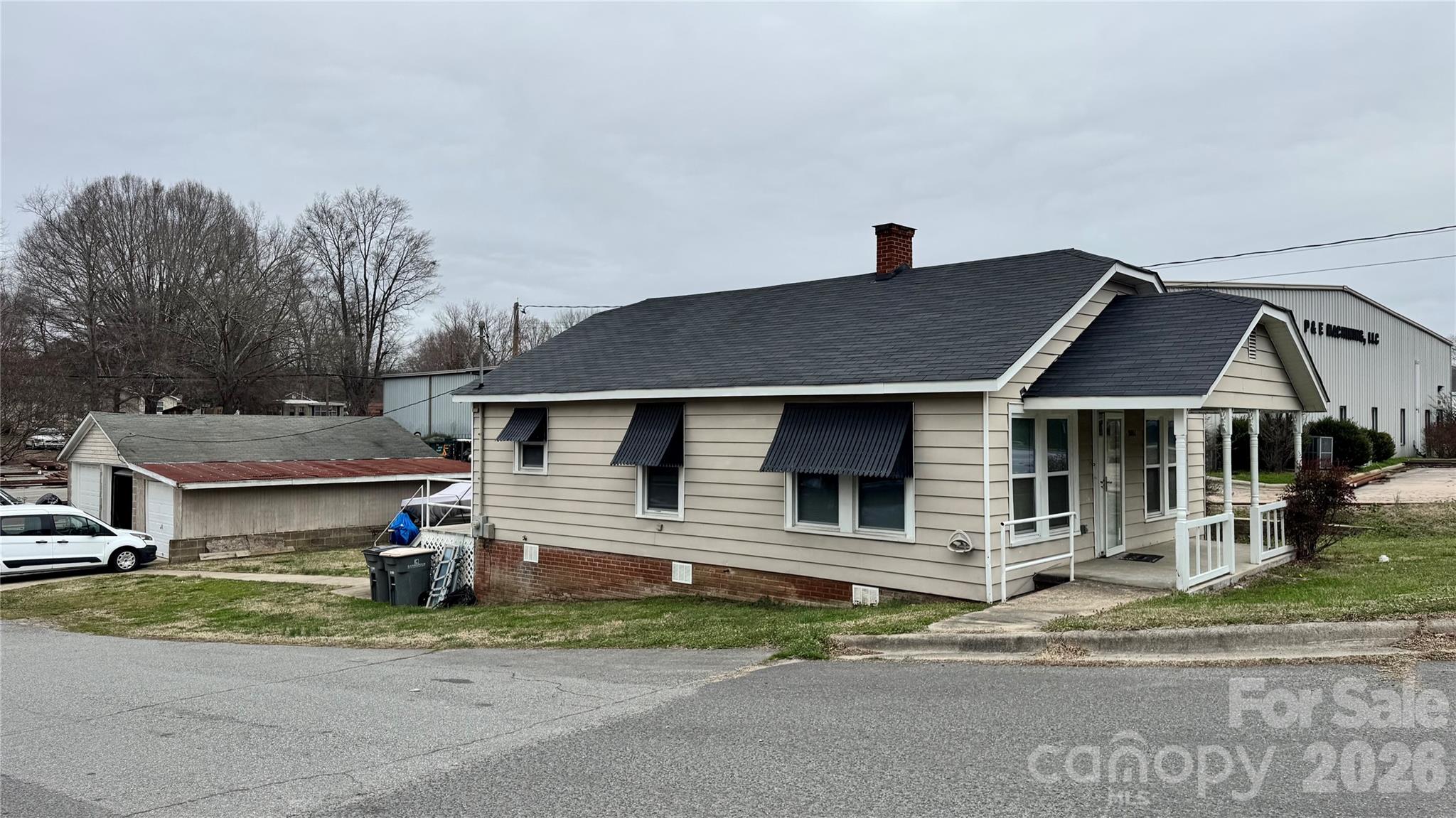 2001 Ln Street Kannapolis, NC 28083 - Photo 4 of 37