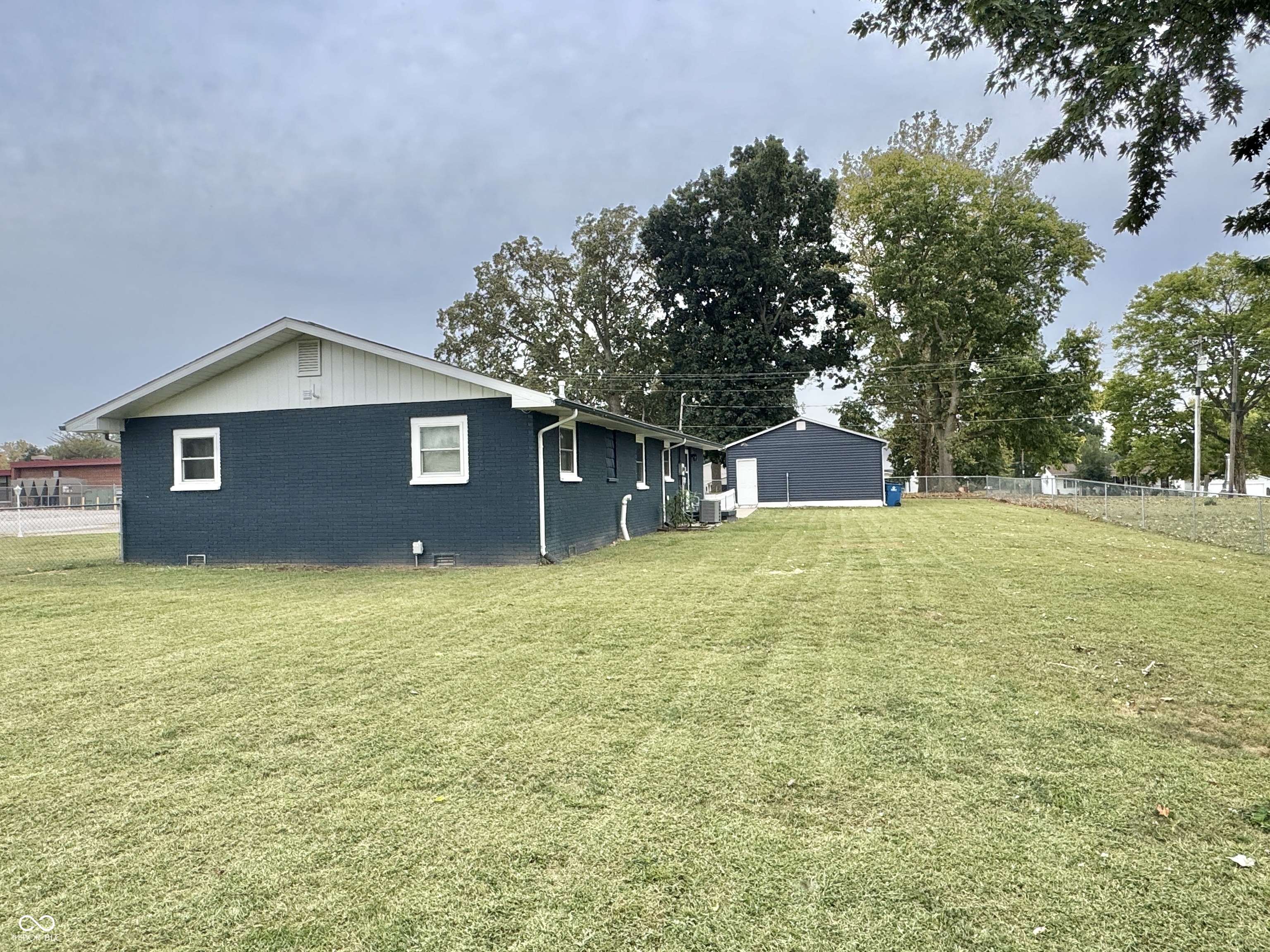 729 Monroe Street Montezuma, IN 47862 - Photo 5 of 17