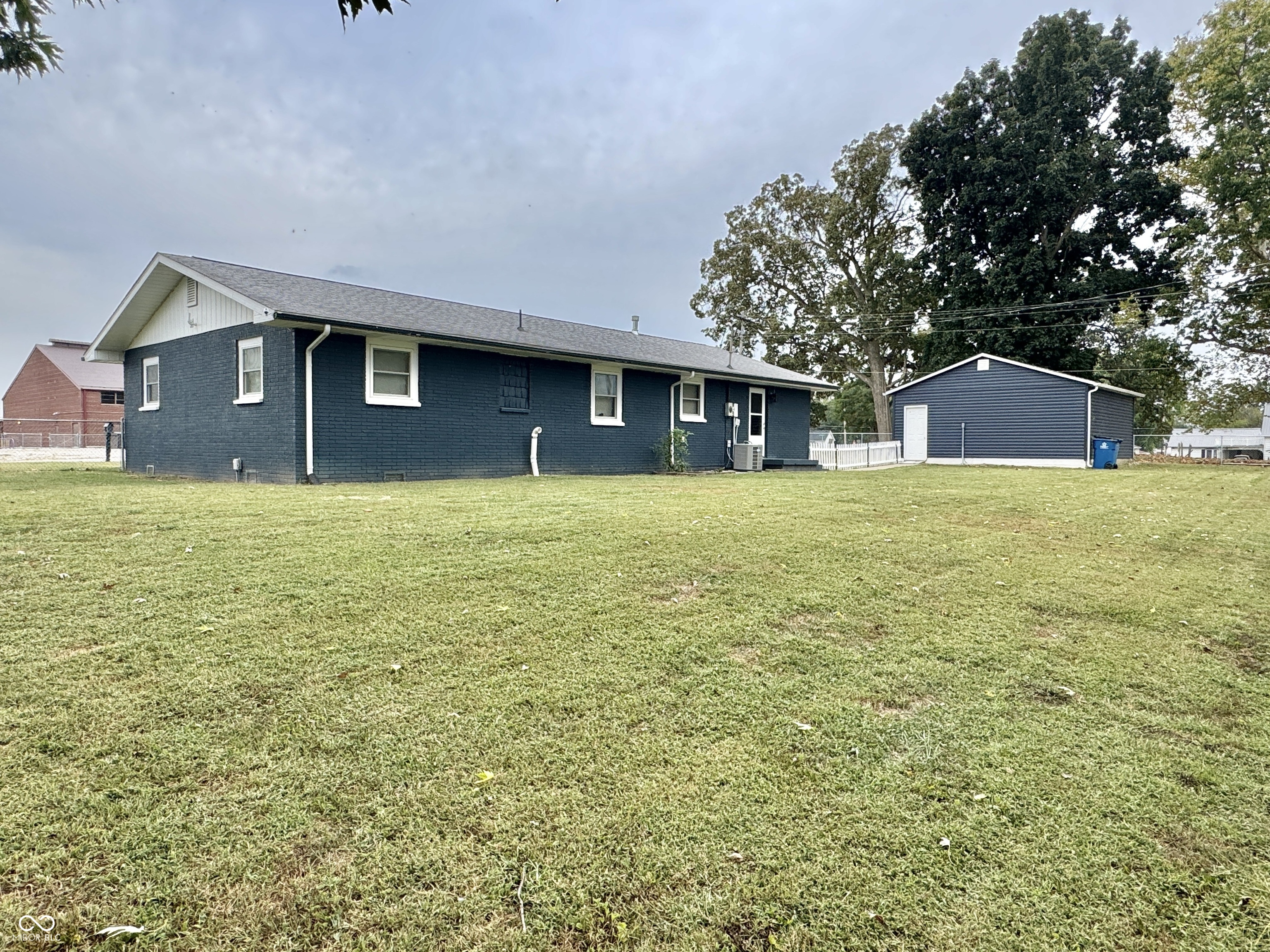 729 Monroe Street Montezuma, IN 47862 - Photo 6 of 17