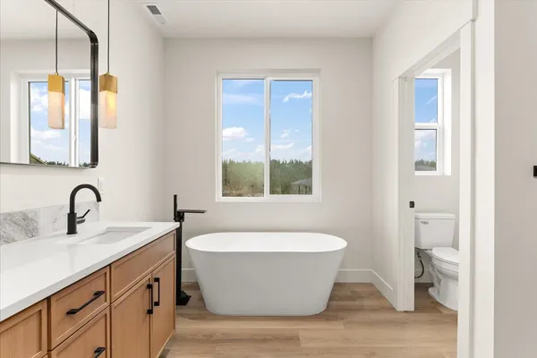 $1,150,000 | 5112 South Jordan Lane, Spokane, WA 99224