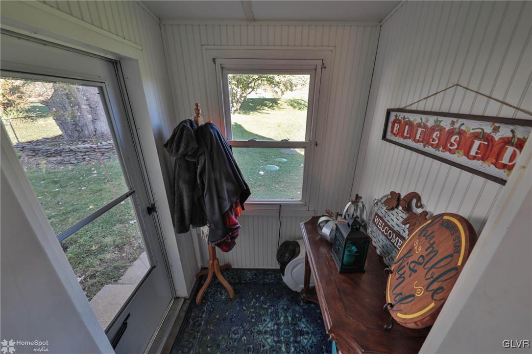 622 Hahn Road Nazareth, PA 18064 - Photo 25 of 37