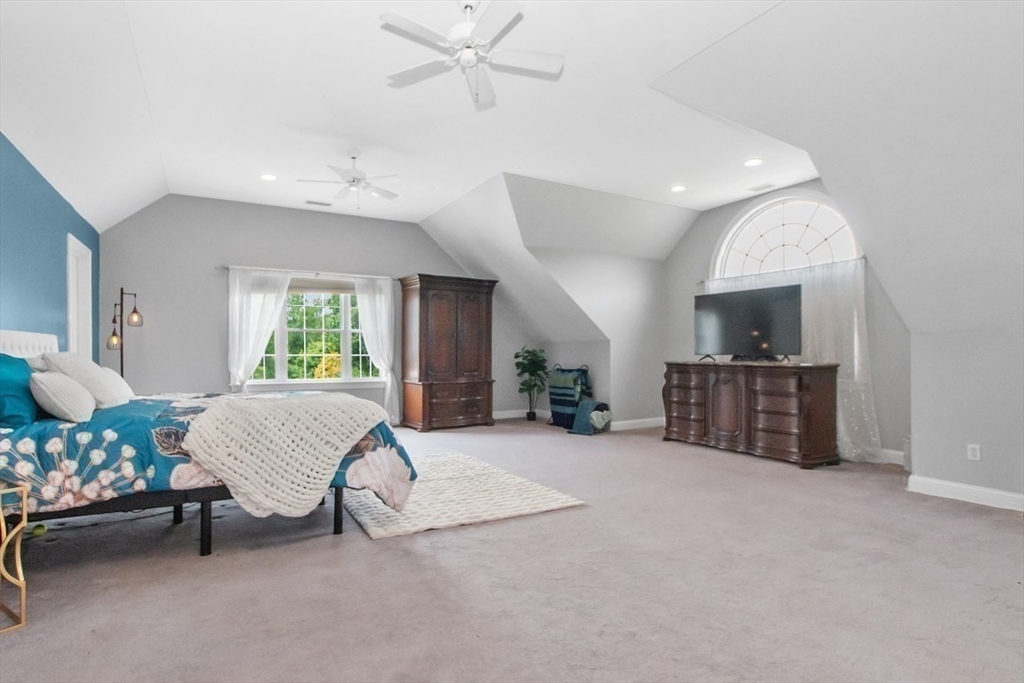 307 Chestnut Street Hudson, MA 01749 - Photo 20 of 42