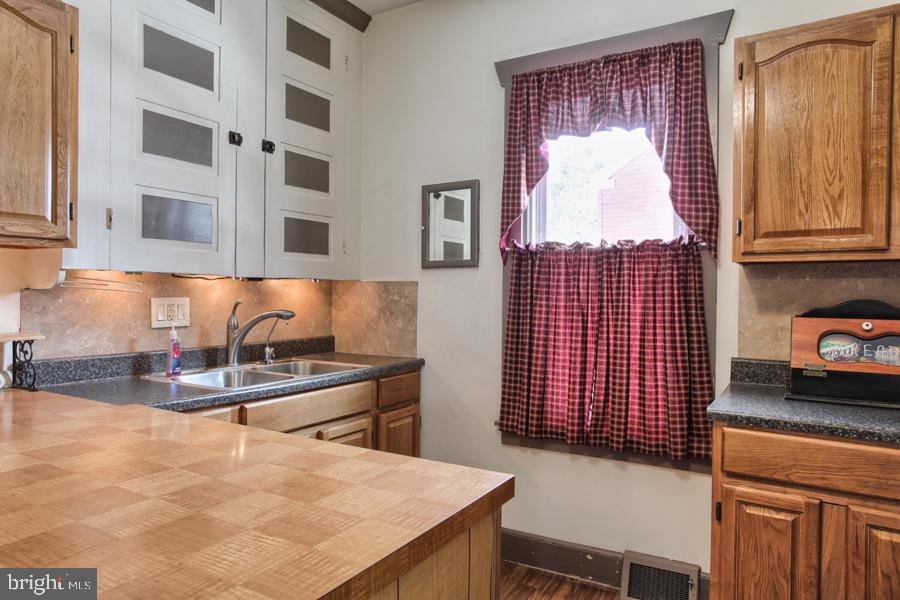 63 Petersburg Road Lancaster, PA 17601 - Photo 9 of 22 Gallery Image 9