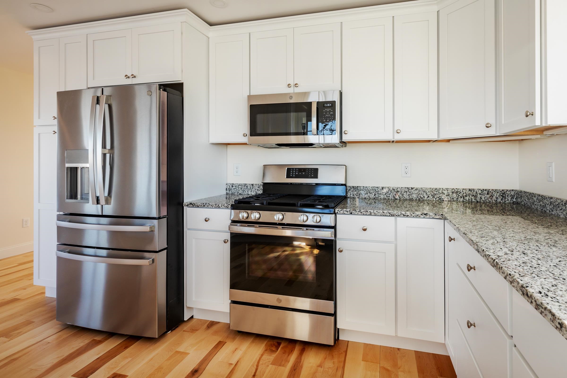 82 Island Path Hampton, NH 03842 - Photo 12 of 37