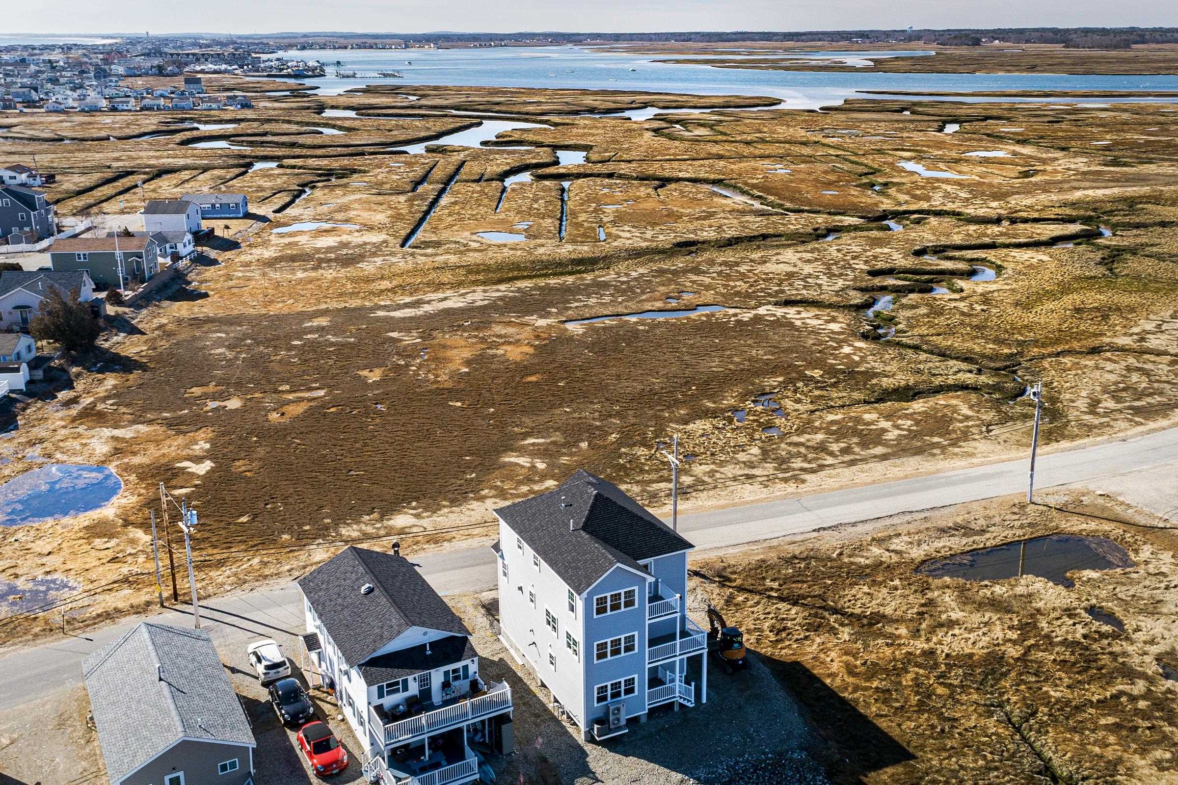 82 Island Path Hampton, NH 03842 - Photo 8 of 37