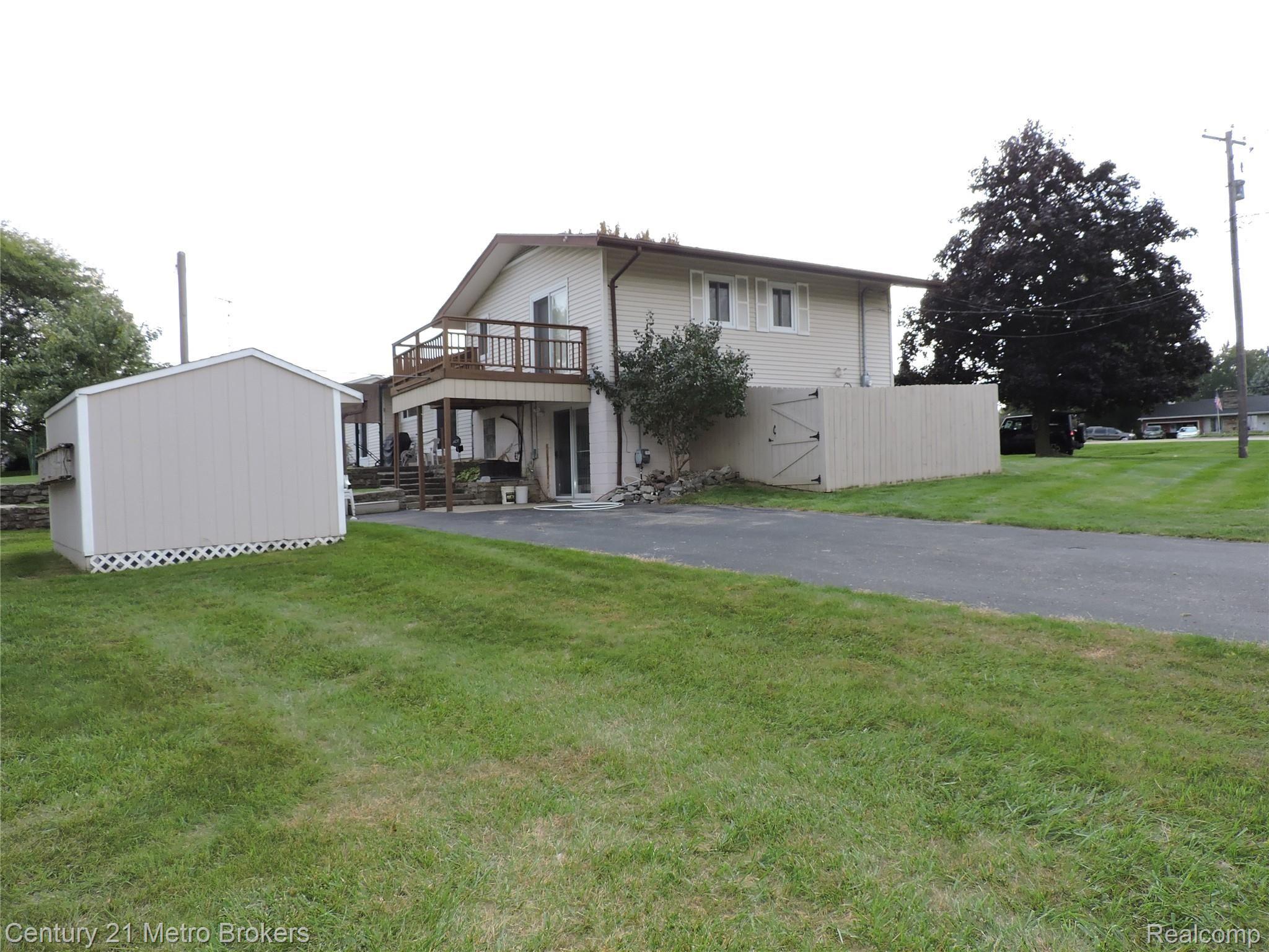 4110 Beecher Road Flint, MI 48532 - Photo 44 of 55 DSCN9611.JPG