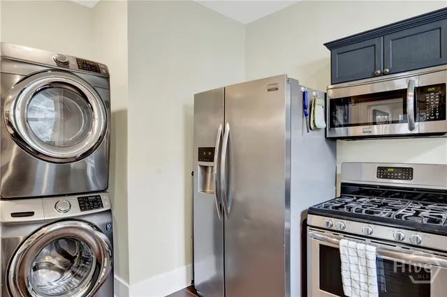 $2,200 | 309 East 34th Street, Unit 2, Savannah, GA 31401