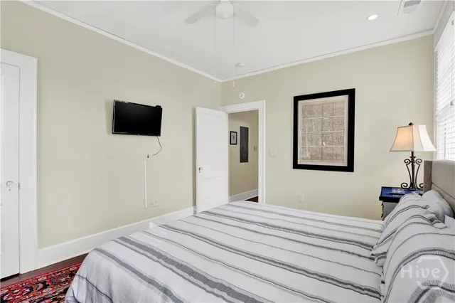 $2,200 | 309 East 34th Street, Unit 2, Savannah, GA 31401