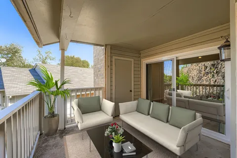 $200,000 | 2450 Wickersham Lane, Unit 604, Austin, TX 78741