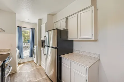 $200,000 | 2450 Wickersham Lane, Unit 604, Austin, TX 78741