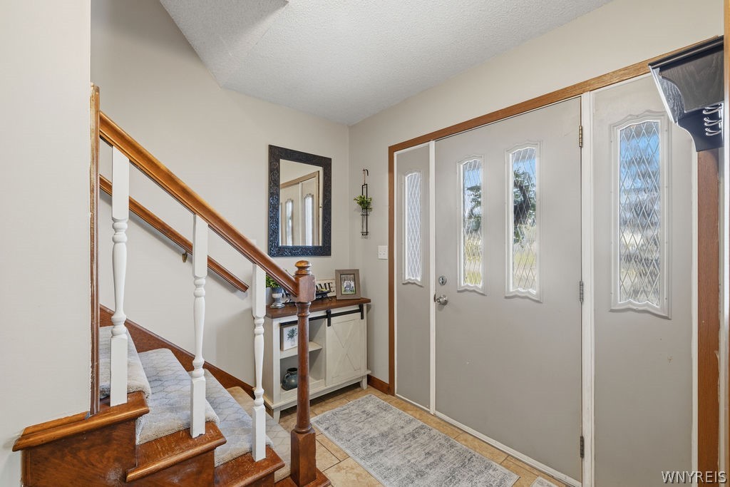 6922 Walmore Road Wheatfield, NY 14304 - Photo 12 of 42