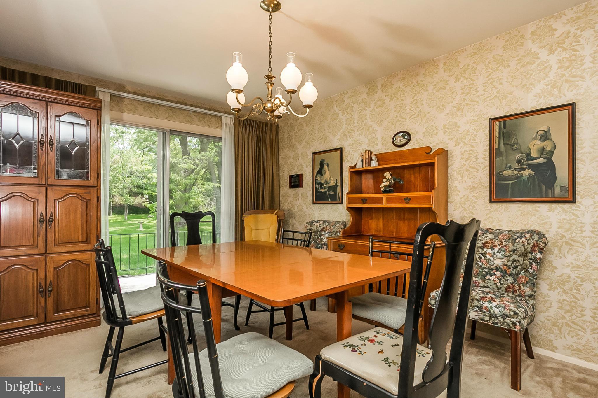3945 Carthage Road Randallstown, MD 21133 - Photo 5 of 23 Dining Room