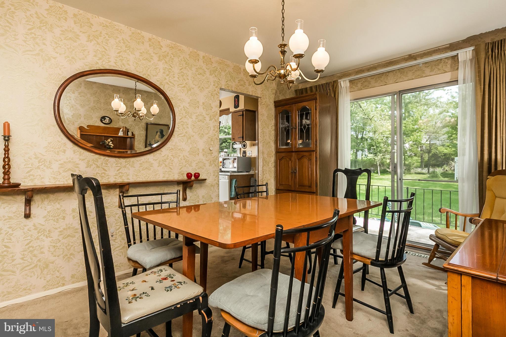 3945 Carthage Road Randallstown, MD 21133 - Photo 6 of 23 Dining Room