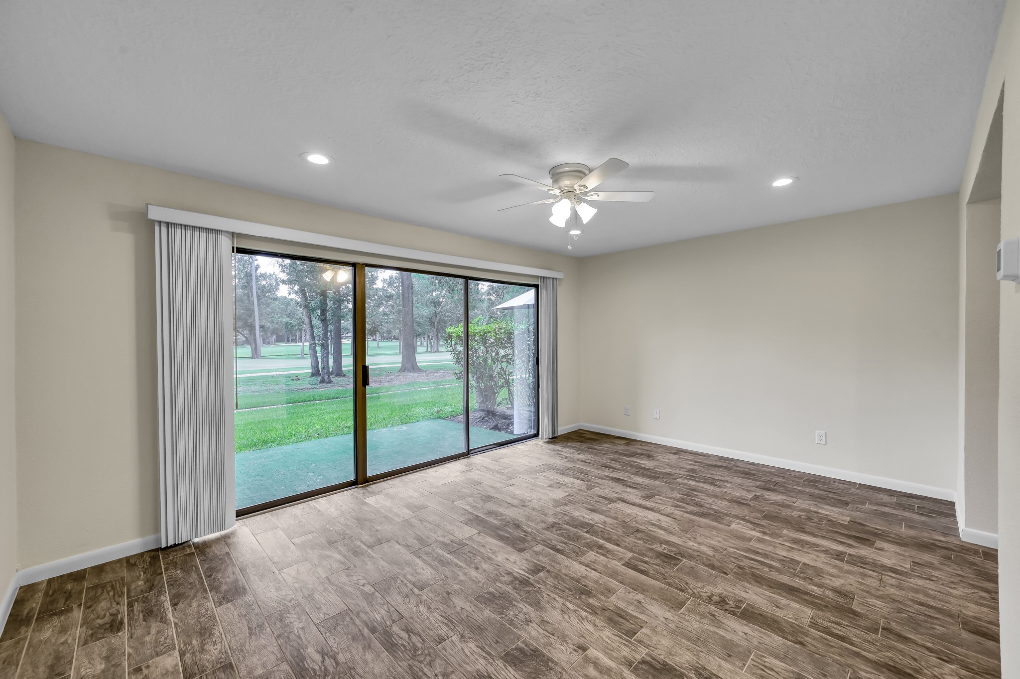 12900 Walden Road, Unit 605 Montgomery, TX 77356 - Photo 4 of 17