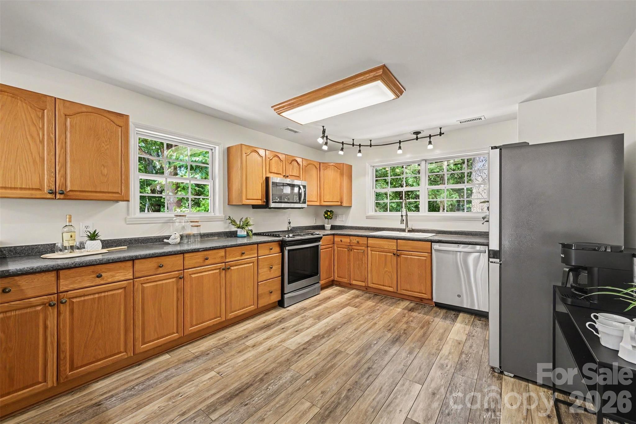 1516 Hensley Road Fort Mill, SC 29715 - Photo 7 of 38