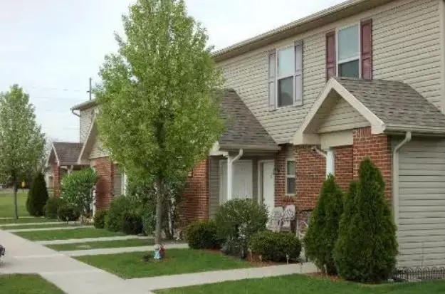 25 Vine Street Leipsic, OH 45856 - Photo 2 of 6