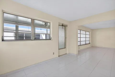 $248,000 | 301 Leisure Boulevard, Pompano Beach, FL 33064