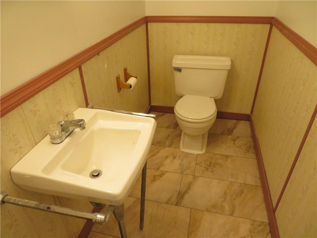 318 Butler Road Saxonburg, PA 16056 - Photo 15 of 20 Gallery Image 15