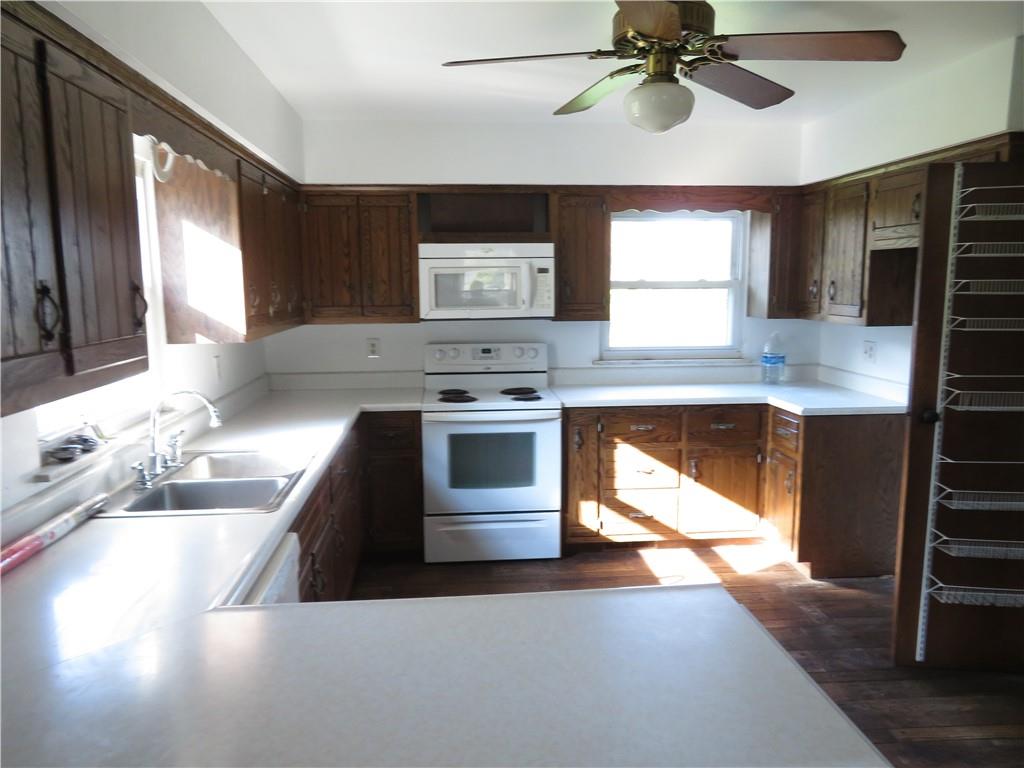 318 Butler Road Saxonburg, PA 16056 - Photo 8 of 20 Gallery Image 8