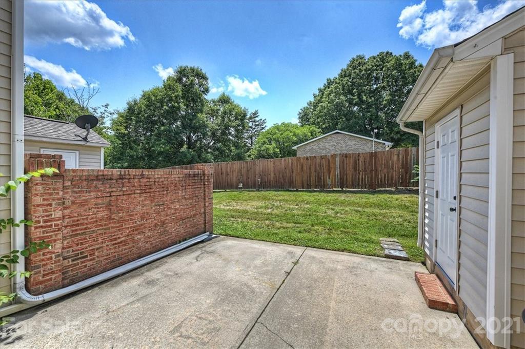 1262 Branson Road Northwest Concord, NC 28027 - Photo 27 of 34 a view of garden with wooden fence