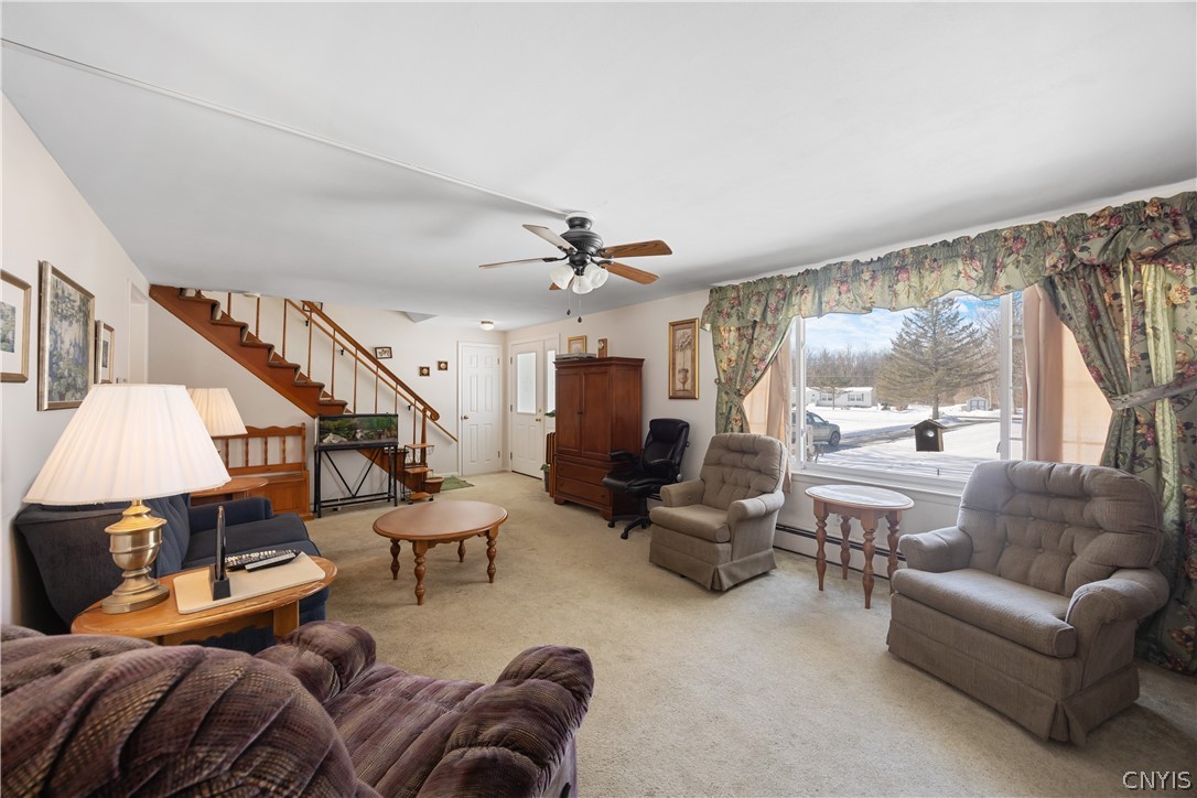 8922 Eddy Road Sullivan, NY 13032 - Photo 8 of 26 Living Room