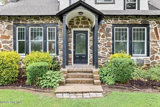 $300,000 | 205 Forest Hill Avenue, Rocky Mount, NC 27804