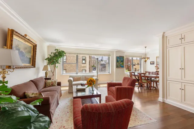 $1,195,000 | 650 Park Avenue, Unit 9A | Lenox Hill