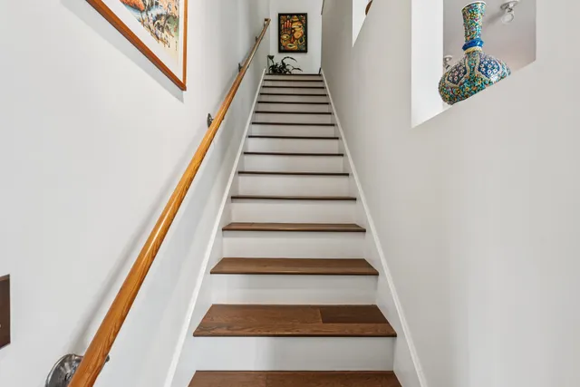 $529,000 | 9 Ealing Lane, Oakland, CA 94608